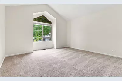 1509 N Saint Marks Place, Palatine, IL 60067 - Photo 9