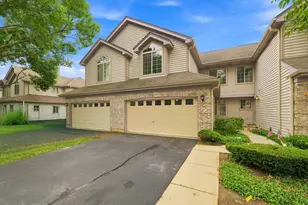 1509 N St Marks Pl, Palatine, IL 60067 - Photo 1