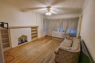 8419 S Maryland Ave, Chicago, IL 60619 - Photo 5