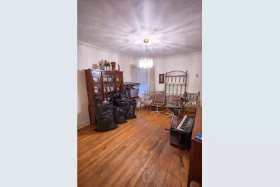 8419 S Maryland Avenue, Chicago, IL 60619 - Photo 11