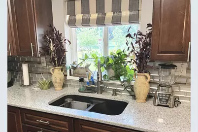 110 N Seigel Street, Lostant, IL 61334 - Photo 9