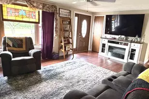 110 N Seigel St, Lostant, IL 61334 - Photo 5