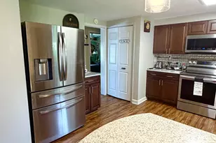 110 N Seigel St, Lostant, IL 61334 - Photo 7
