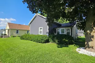 301 N 1st St, Princeton, IL 61356 - Photo 1