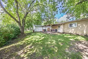 434 N Park Dr, Glenwood, IL 60425 - Photo 29