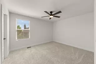 3687 Peregrine Way, Elgin, IL 60124 - Photo 25