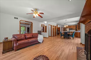 1404 Jonester Ct, Naperville, IL 60563 - Photo 15