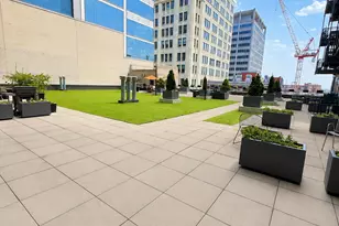 565 W Quincy St, Chicago, IL 60661 - Photo 15
