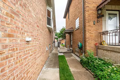 2359 Burr Oak Avenue, North Riverside, IL 60546 - Photo 3