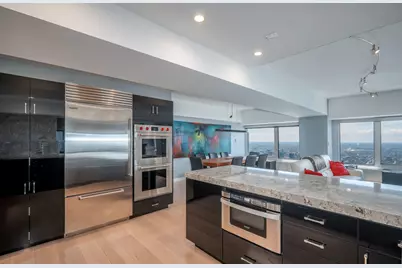 175 E Delaware Place #7201-7202, Chicago, IL 60611 - Photo 19
