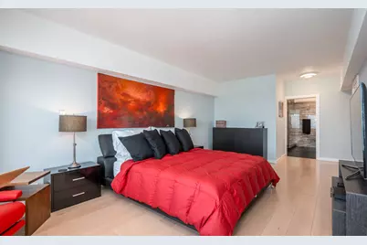 175 E Delaware Place #7201-7202, Chicago, IL 60611 - Photo 21