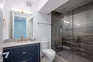 175 E Delaware Pl, Chicago, IL 60611 - Photo 29
