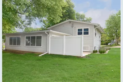 749 Fort Street, Ottawa, IL 61350 - Photo 23