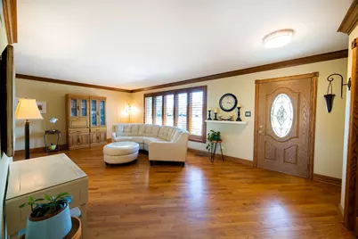 17207 Valley Drive, Tinley Park, IL 60487 - Photo 3