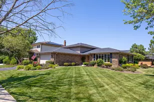 17207 Valley Dr, Tinley Park, IL 60487 - Photo 1