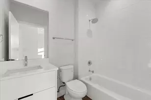 3953 W Dakin St, Chicago, IL 60618 - Photo 15