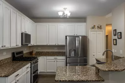 442 Plaza Place, Aurora, IL 60504 - Photo 9