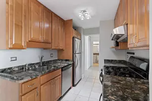 3440 N Lake Shore Dr, Chicago, IL 60657 - Photo 7