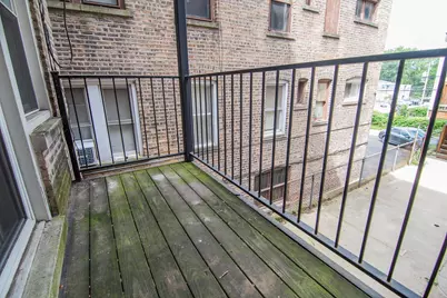 2036 W Arthur Avenue #1, Chicago, IL 60645 - Photo 11