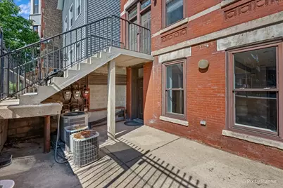 1347 N Greenview Avenue #1F, Chicago, IL 60642 - Photo 15