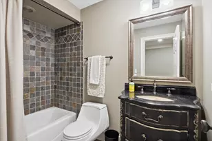 829 S Thurlow St, Hinsdale, IL 60521 - Photo 39
