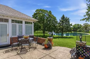1610 Yorkshire Dr, Champaign, IL 61822 - Photo 9