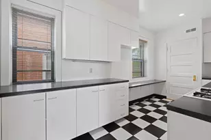 824 W Gunnison St, Chicago, IL 60640 - Photo 9