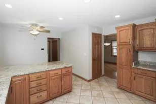 5019 Burman Dr, Crystal Lake, IL 60014 - Photo 13