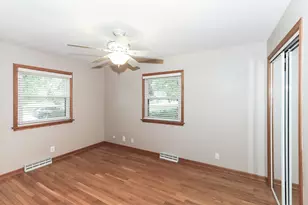 5019 Burman Dr, Crystal Lake, IL 60014 - Photo 19