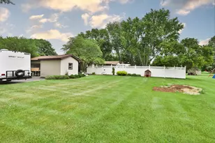 5019 Burman Dr, Crystal Lake, IL 60014 - Photo 39