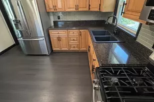 11531 S Nashville Ave, Worth, IL 60482 - Photo 7