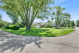 15 E Leon Ln, Prospect Heights, IL 60070 - Photo 5
