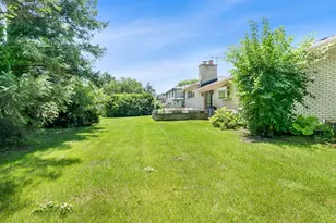 15 E Leon Ln, Prospect Heights, IL 60070 - Photo 9