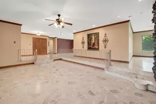 3620 Douglas Rd, Downers Grove, IL 60515 - Photo 9