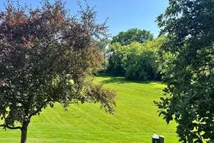 11 E Willow Rd, Wheeling, IL 60090 - Photo 27