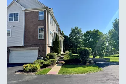 11 E Willow Road, Wheeling, IL 60090 - Photo 3
