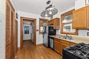 5405 N Melvina Ave, Chicago, IL 60630 - Photo 7
