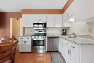 8840 Terry Dr, Orland Park, IL 60462 - Photo 9
