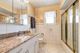8840 Terry Dr, Orland Park, IL 60462 - Photo 23