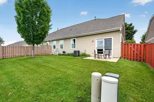 2126 Tremont Ln, Joliet, IL 60431 - Photo 23
