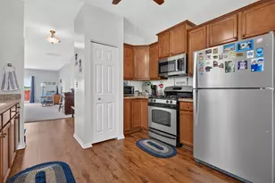 2126 Tremont Ln, Joliet, IL 60431 - Photo 5