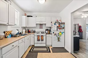 1102 North Ave, Waukegan, IL 60085 - Photo 5