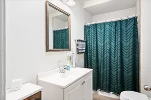 1102 North Ave, Waukegan, IL 60085 - Photo 11