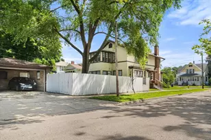 1102 North Ave, Waukegan, IL 60085 - Photo 27