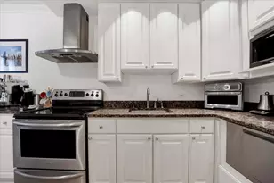 2100 N Lincoln Park W, Chicago, IL 60614 - Photo 5