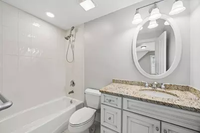 360 N Oak Street, Hinsdale, IL 60521 - Photo 19