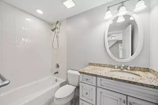 360 N Oak St, Hinsdale, IL 60521 - Photo 19