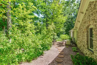 10 Court Of Fox River Valley, Lincolnshire, IL 60069 - Photo 31
