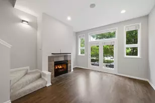 1225 N Sedgwick St, Chicago, IL 60610 - Photo 3