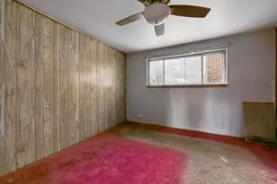 7915 S Saginaw Ave, Chicago, IL 60617 - Photo 13